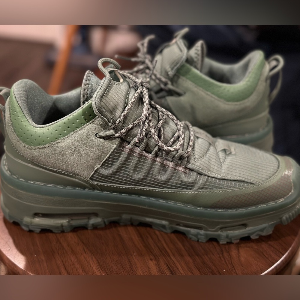 Jordan Air Mae - “Dutch green”